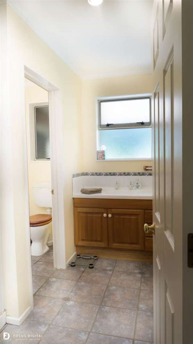 864 Lower Queen Street Richmond_24