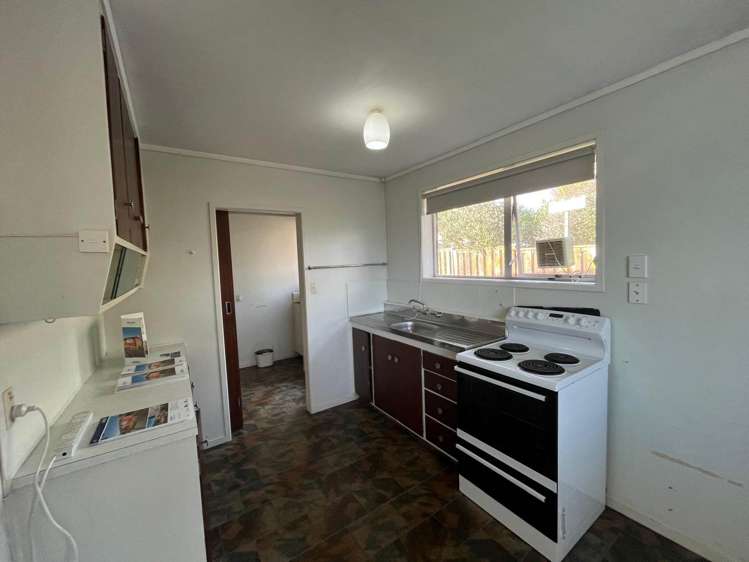1/7 Seakens Way Glen Eden_10