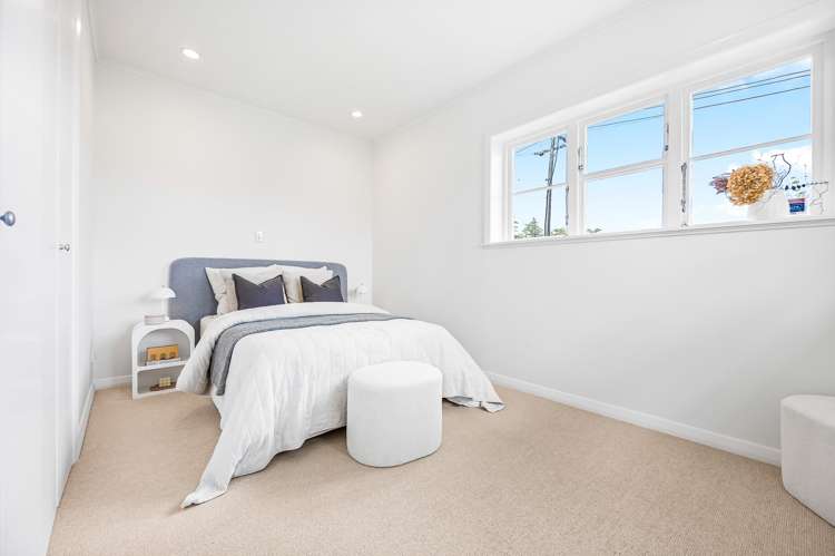 1/7 Neville Street Point Chevalier_14