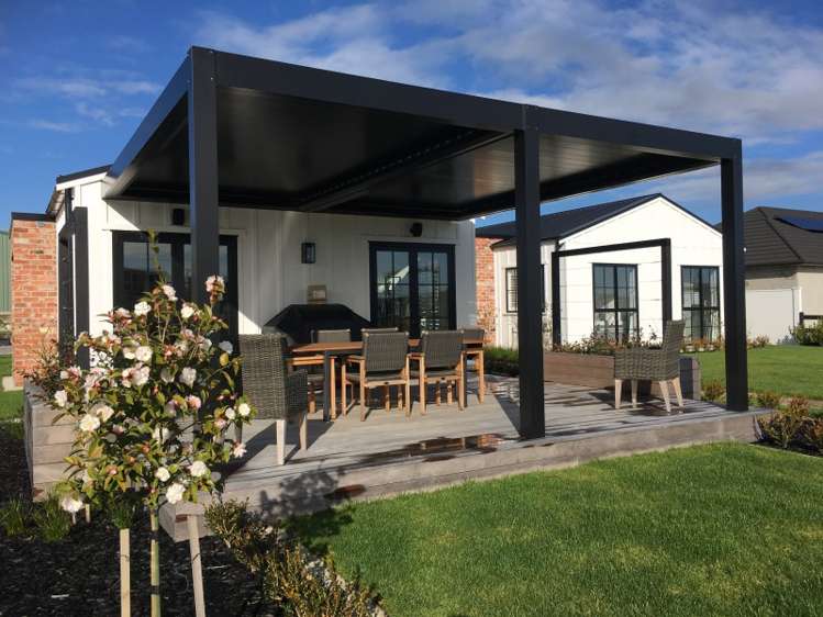 11 Alan Livingston Drive Cambridge_0