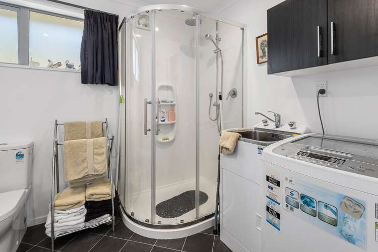 33 Wairau Road Picton_14