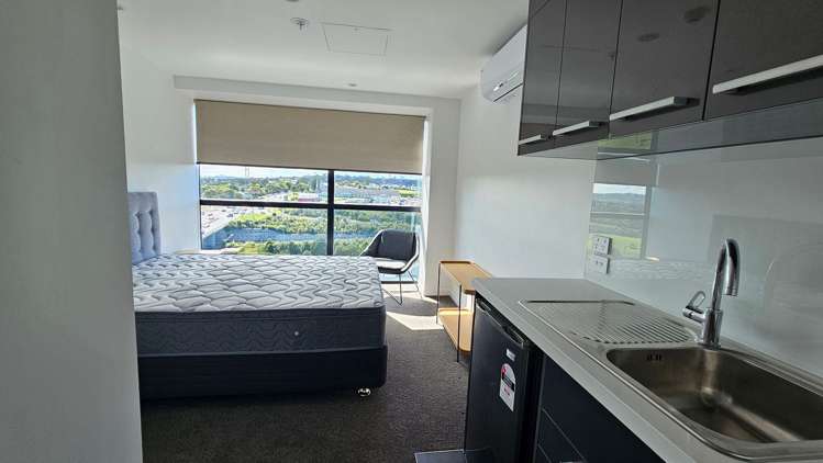 1107B/8 Lakewood Court Manukau_5