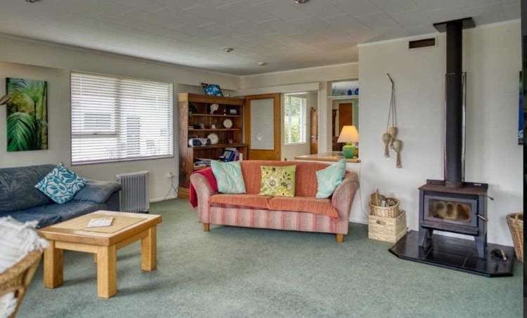 132 Town Point Road Maketu_12