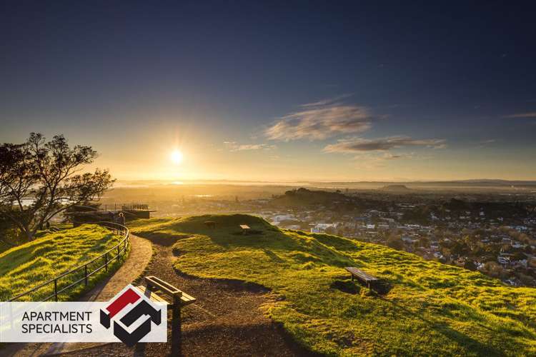 101/10 Flower Street Eden Terrace_12