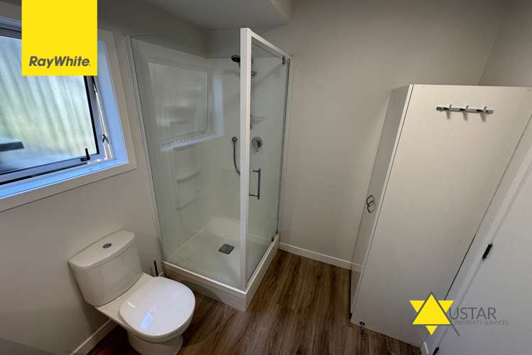 8 Kelvin Crescent Te Atatu Peninsula_11