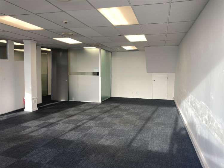 Suite 4, 225-231 Thorndon Quay Pipitea_13