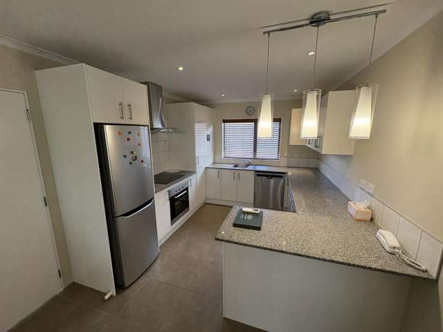 14 Roderick Place 11614_3
