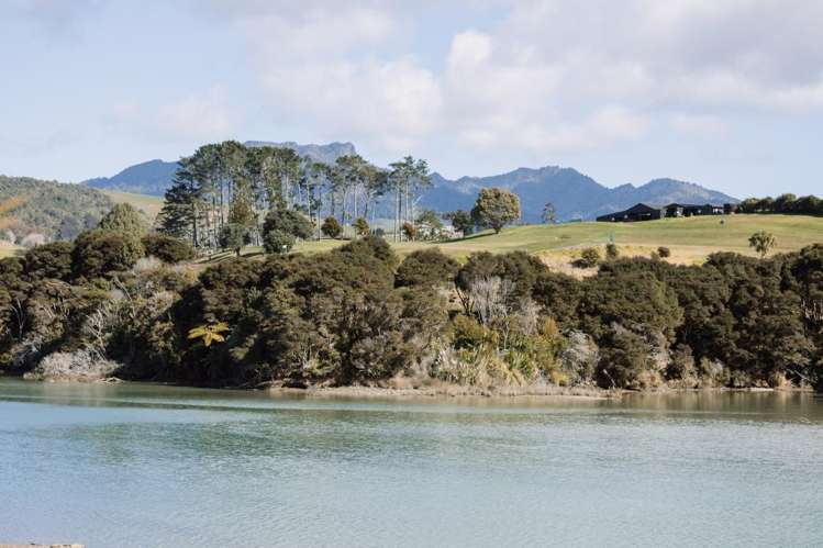 3 Omahina Street Raglan_24