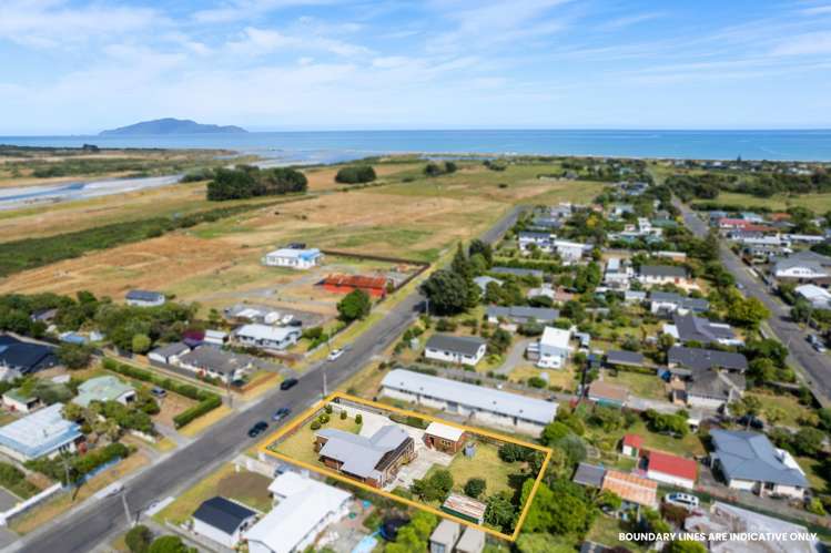 28 Kiharoa Street Otaki Beach_21