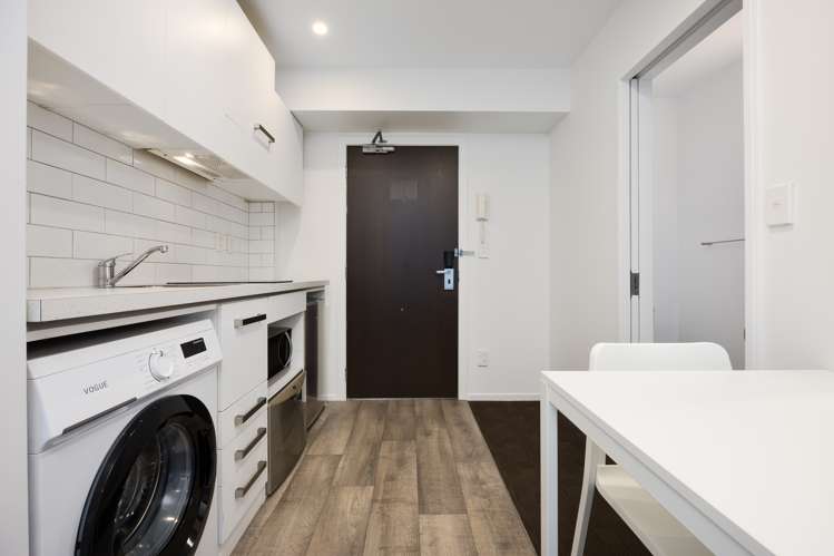 802/10 Waterloo Quadrant Auckland Central_11