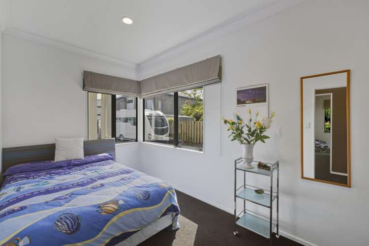 13B Beach Road Otumoetai_25