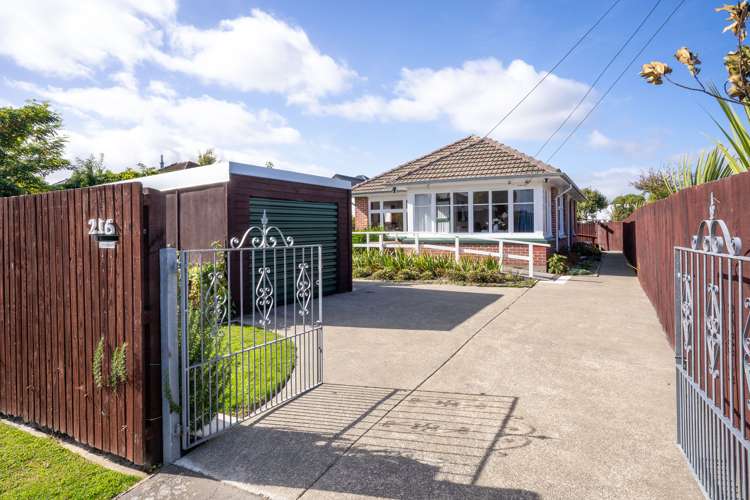 1/216 Knowles Street Saint Albans_32