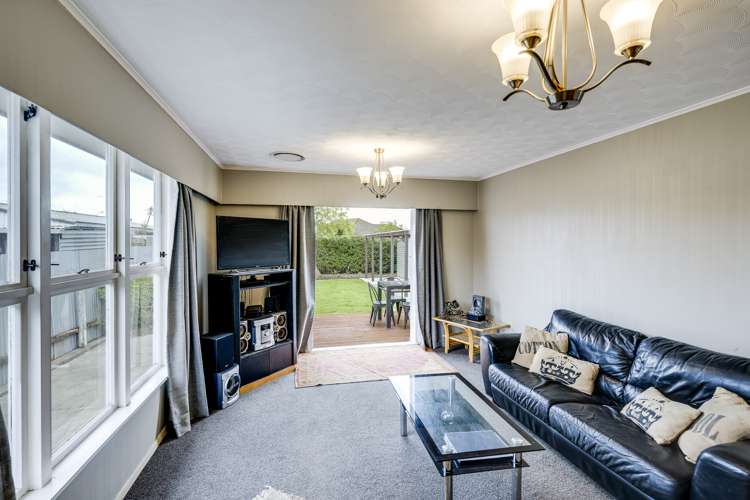 20 Neal Crescent Onekawa_8