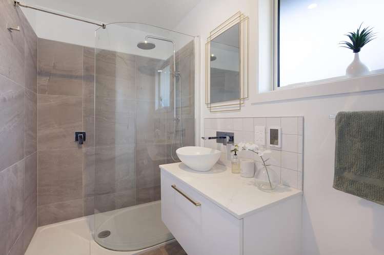 2/6 Timbertop Lane Saint Martins_6