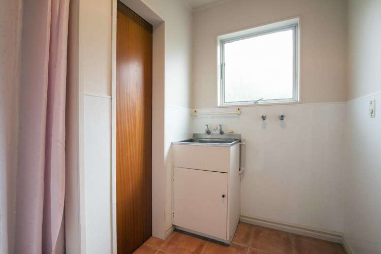 22 Giles Way Hauraki Surrounds_9