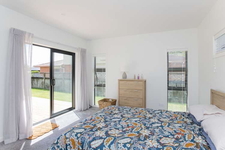 53 Lytton Road Riverdale_9