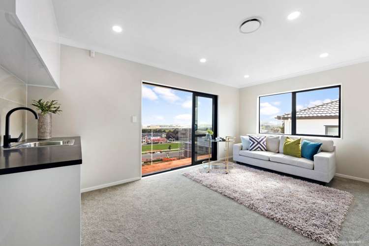 9 Barley Road Flat Bush_12