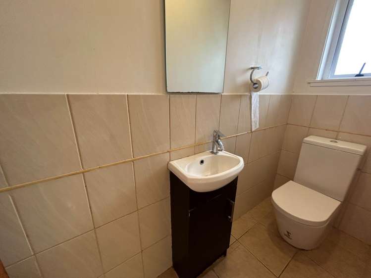 1/98 Te Atatu Road Te Atatu South_6