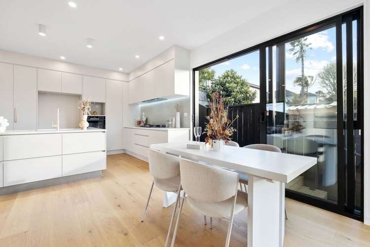 10D Agathis Avenue Mairangi Bay_10