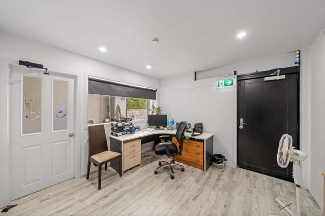 21/74 Westpoint Drive Hobsonville_4