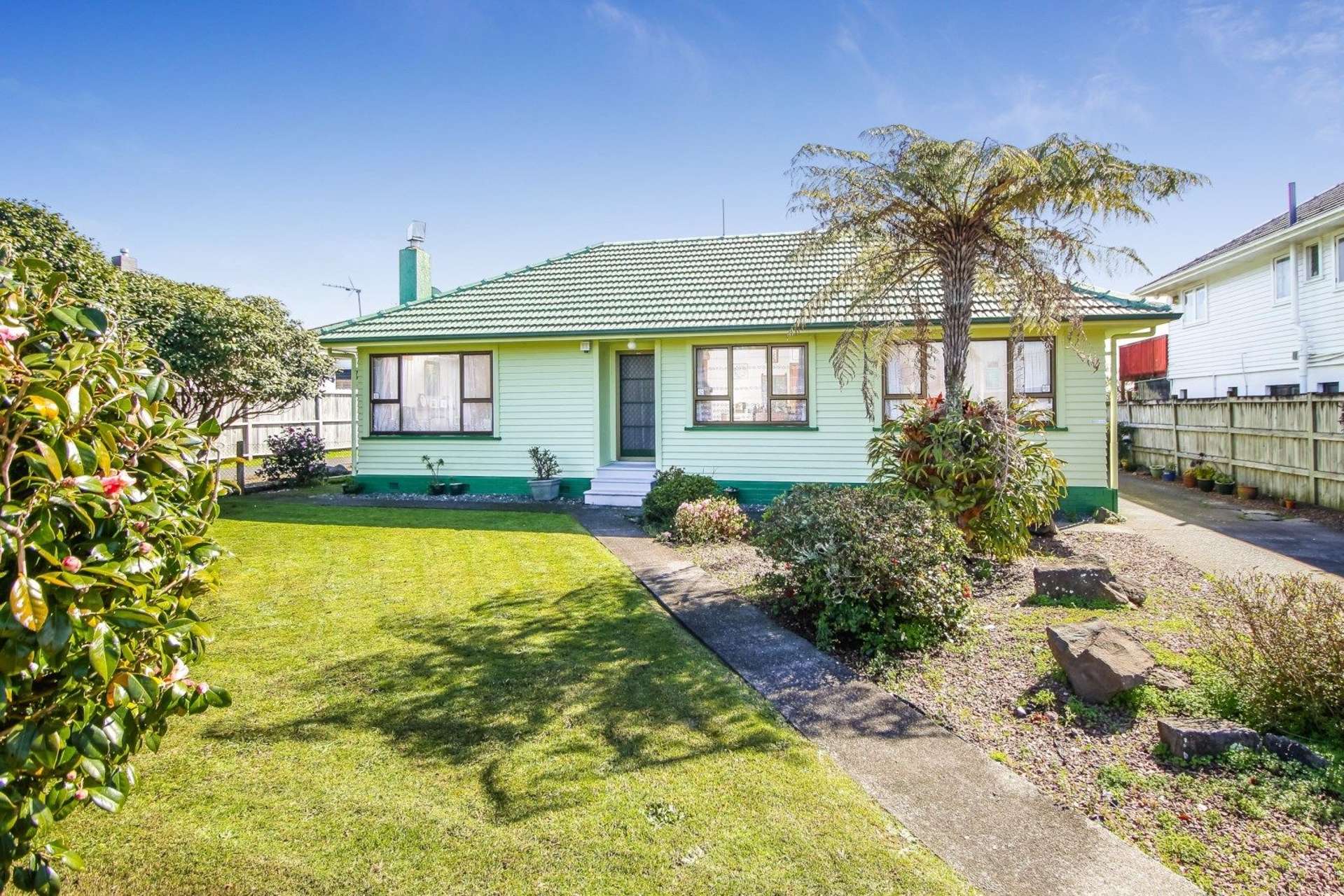 15 Moor Avenue Te Atatu Peninsula_0