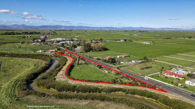 Sun, space & sea – Build in Waitakaruru
