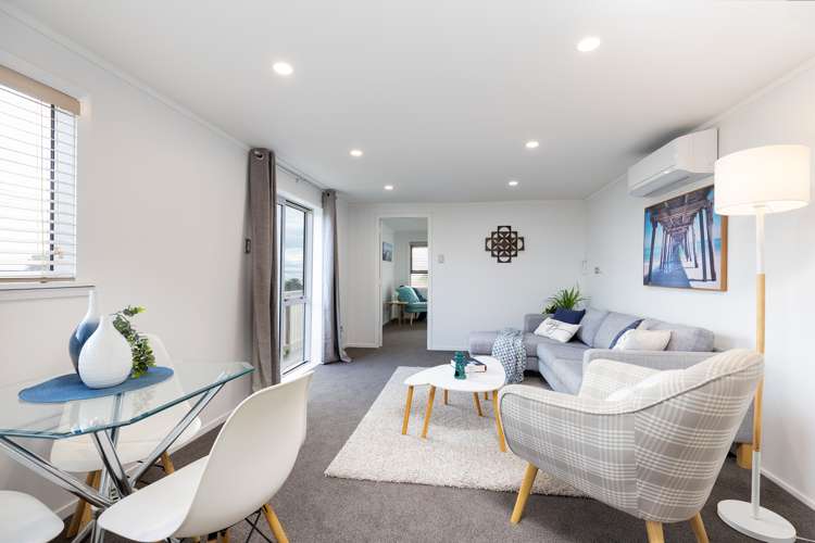 10 Bisley Avenue Moana_9