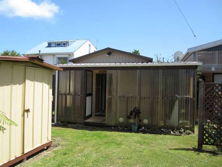 2 Cook Street Carters Beach_5