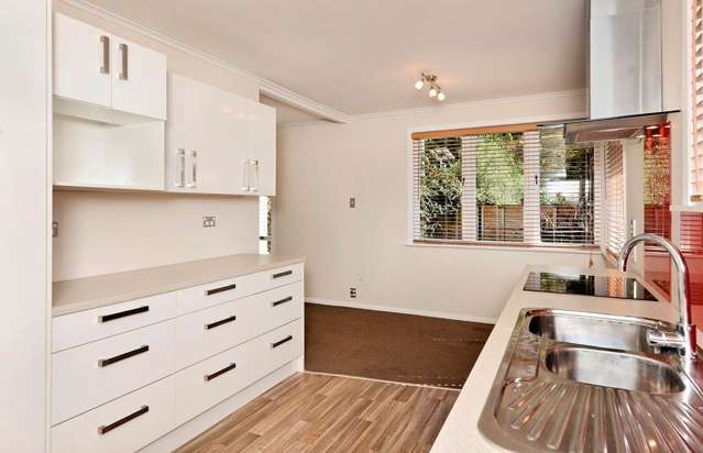 198 Woodlands Park Road Titirangi_4