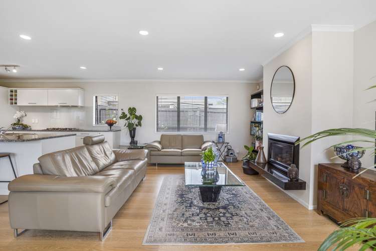 99 Pine Harbour Parade Beachlands_23