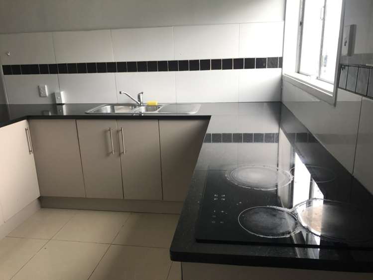 2 Cramond Drive Mangere East_6