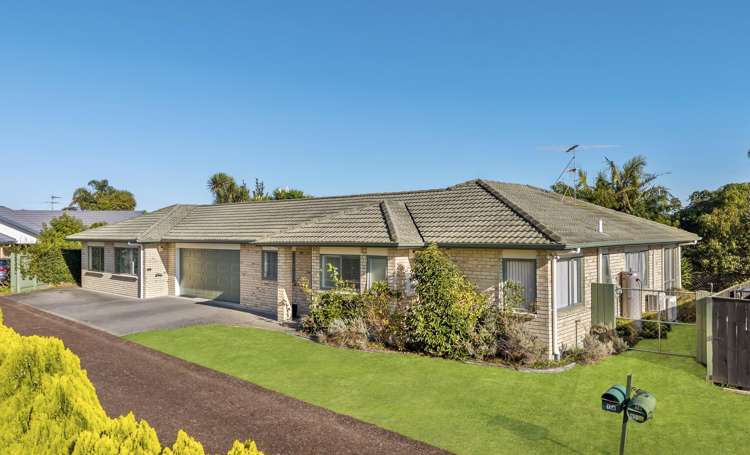 16 Castlehill Court Wattle Downs_25