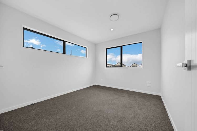 2 Whata Street Clarks Beach_23
