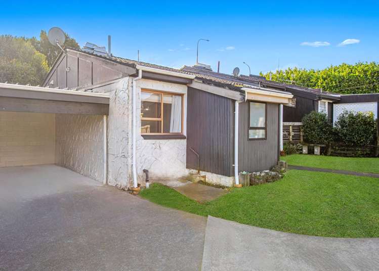 3/550 Glenfield Road_1