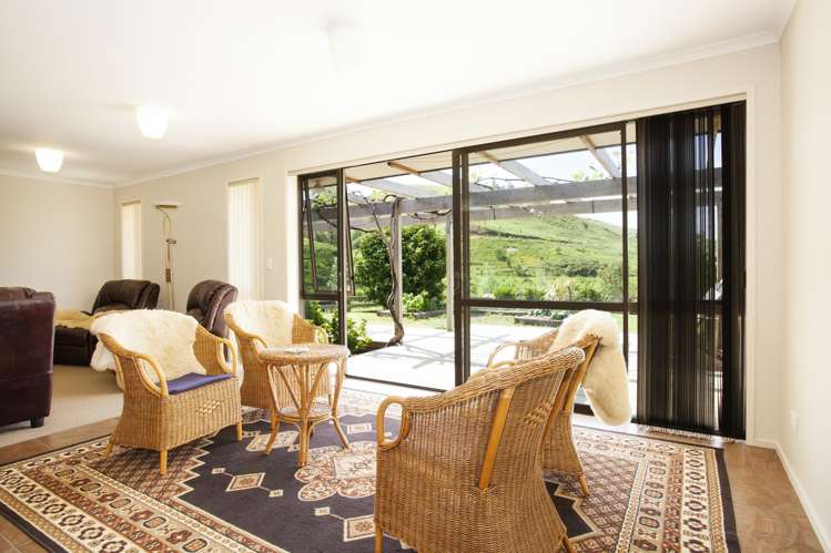 526 Waitetuna Valley Road Raglan_11