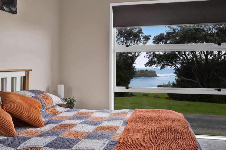 22 Halse Place Opunake_19