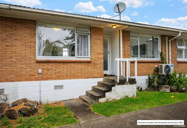 2/24A Vine Mangere East_1