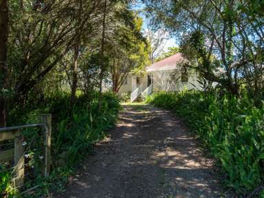 114 Dip Road_3