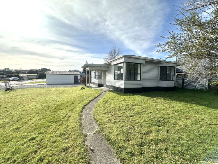 222 Stafford Street Hokitika_14