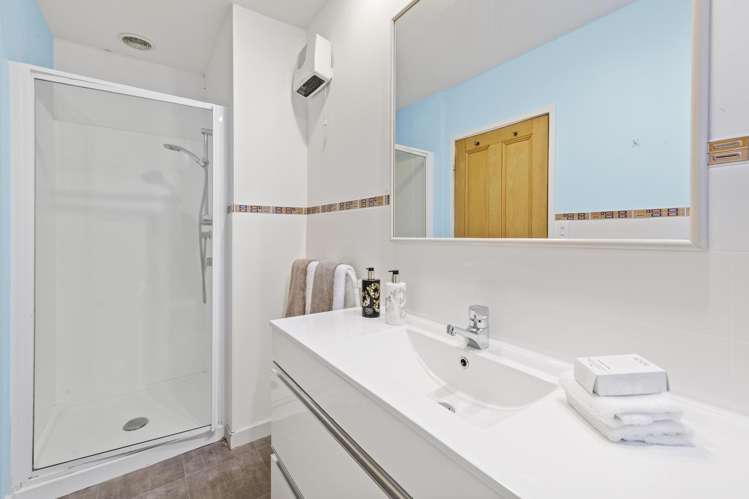 147 Queen Street Northcote Point_20