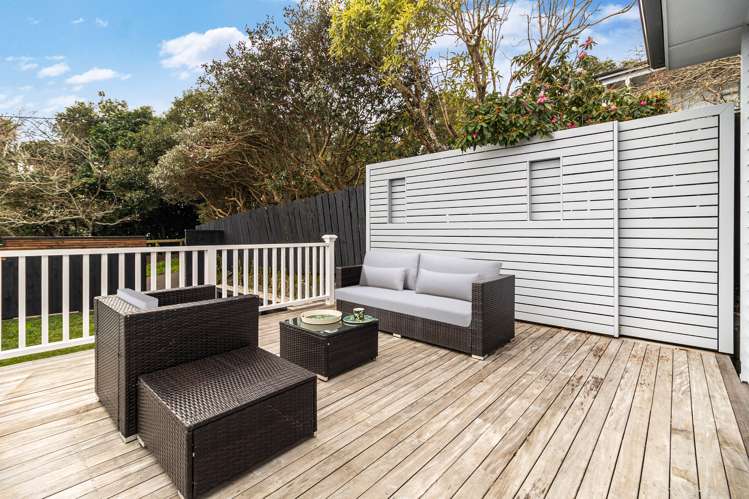 13a Warborough Avenue Epsom_15