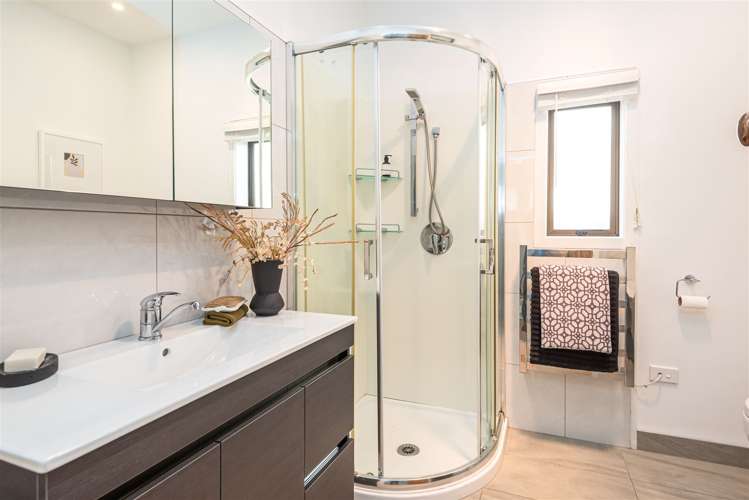 64 Wychbury Street Spreydon_10