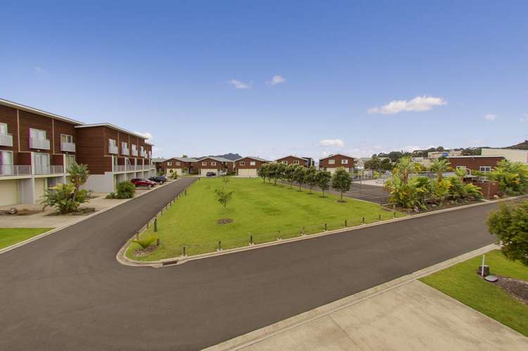 54/18 Eyre Street Whitianga_23