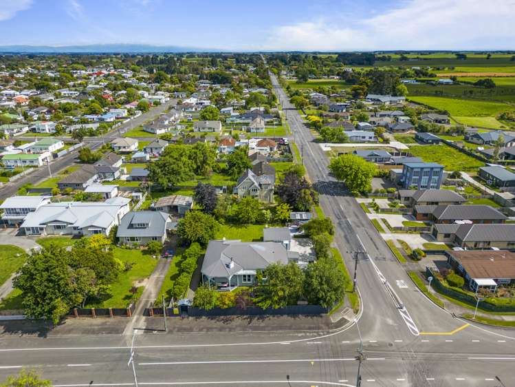 63 High Street Marton_40