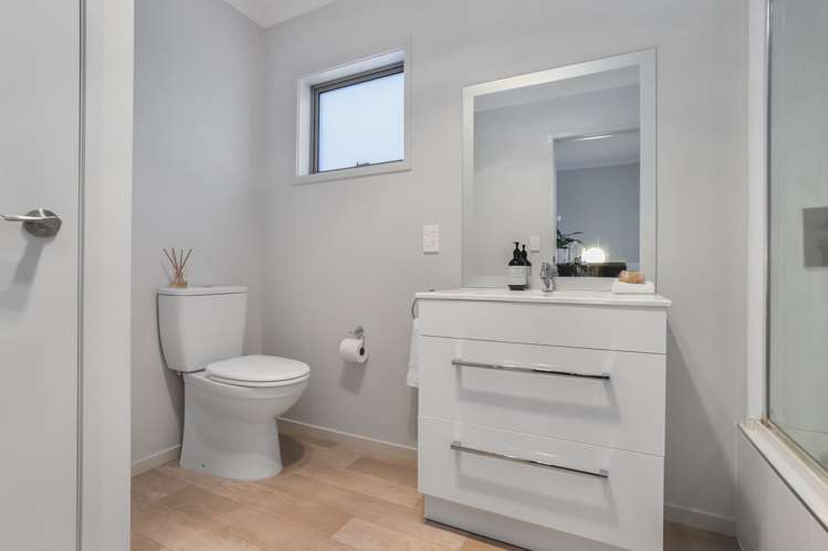 9 Silvereye Road Hobsonville_11