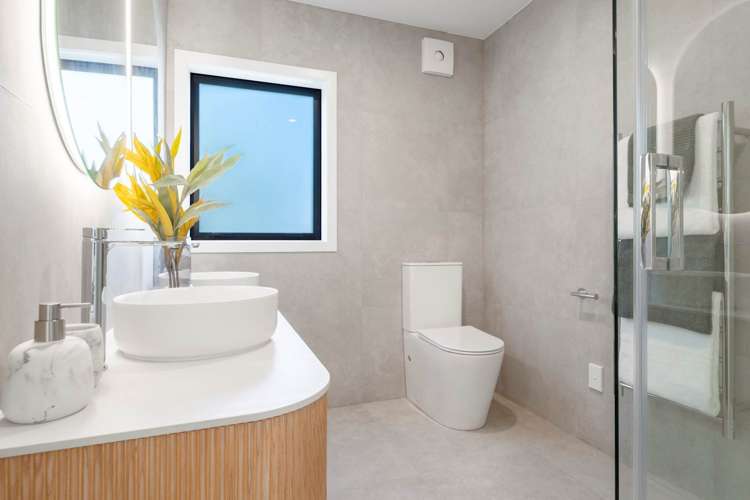 35 Churchouse Road Greenhithe_14