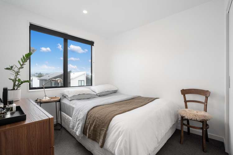 175C Sutherland Road Lyall Bay_11