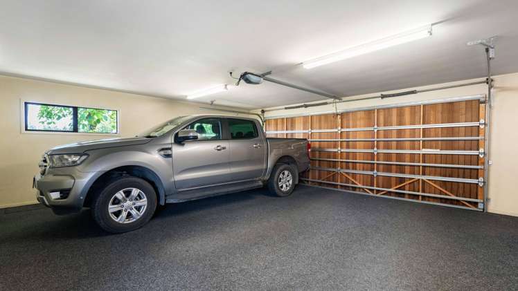 554 Kingseat Road Patumahoe_29