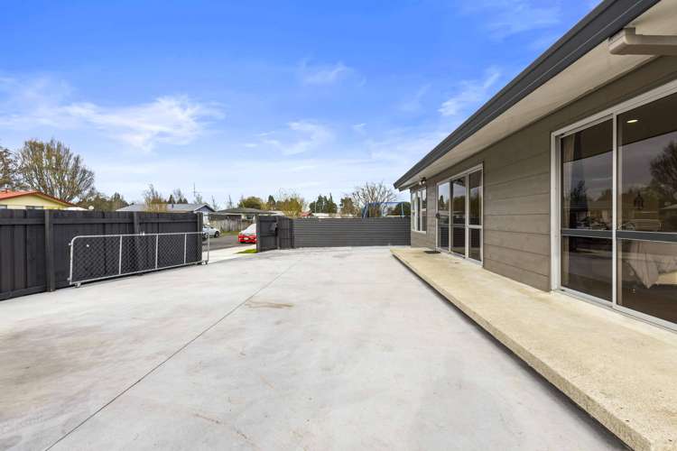 44 Karen Crescent Dinsdale_12