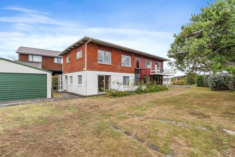 8 Kowhai Road Campbells Bay_2